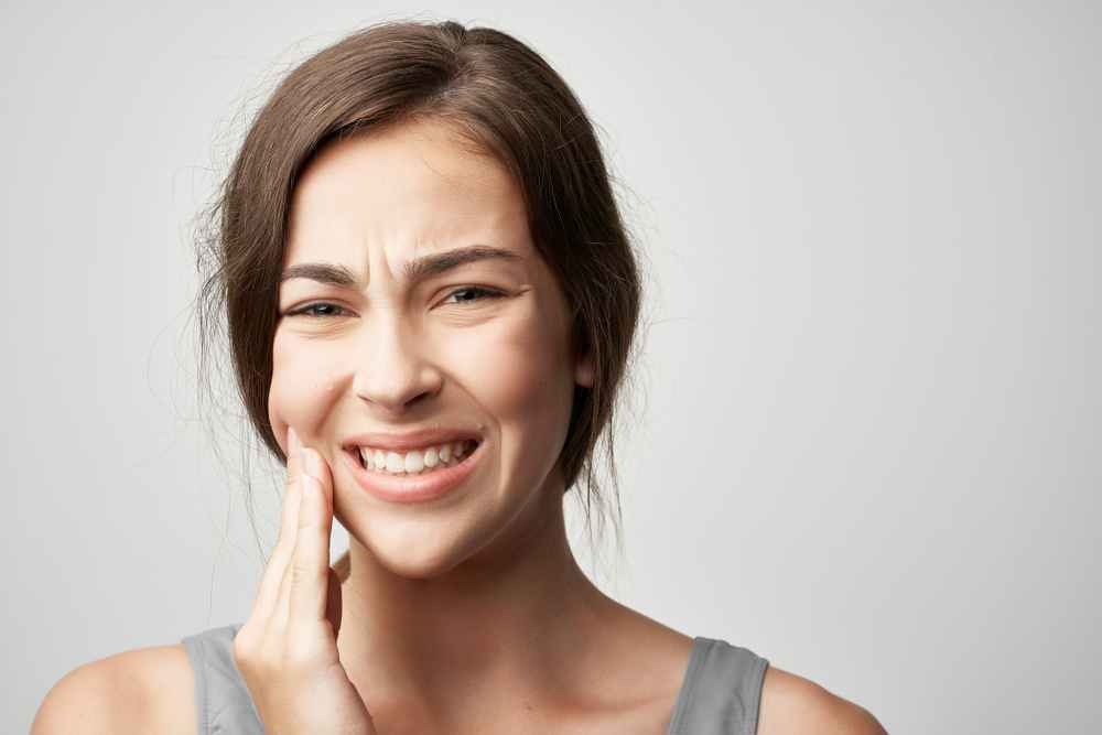 what-are-the-natural-and-home-remedies-for-toothache-when-to-visit-a-dentist